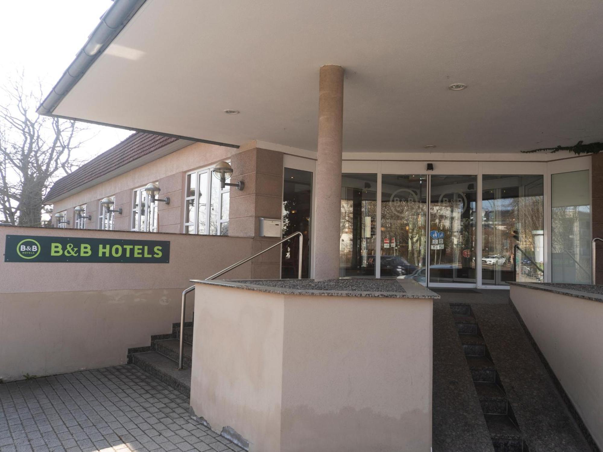 B&B Hotel Gotha-Hbf Exterior photo